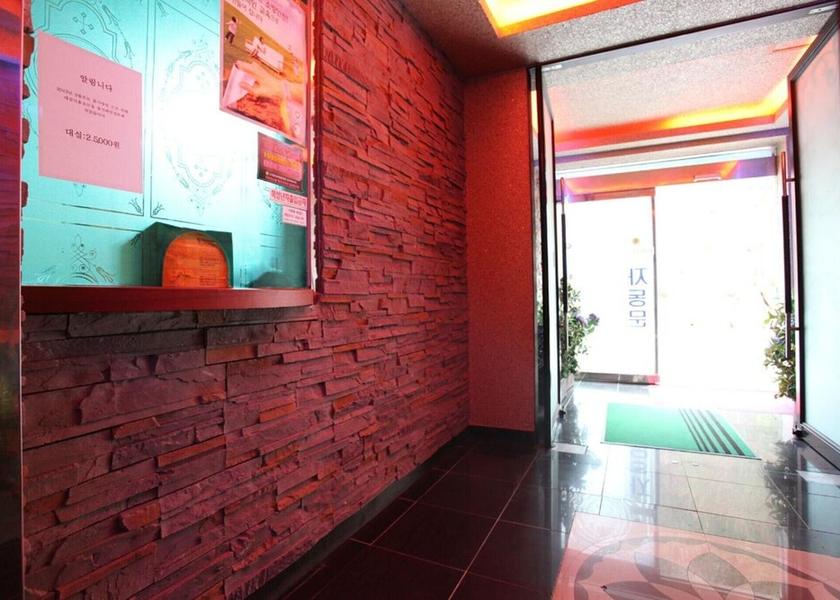 Gyeonggi Pocheon Interior Entrance