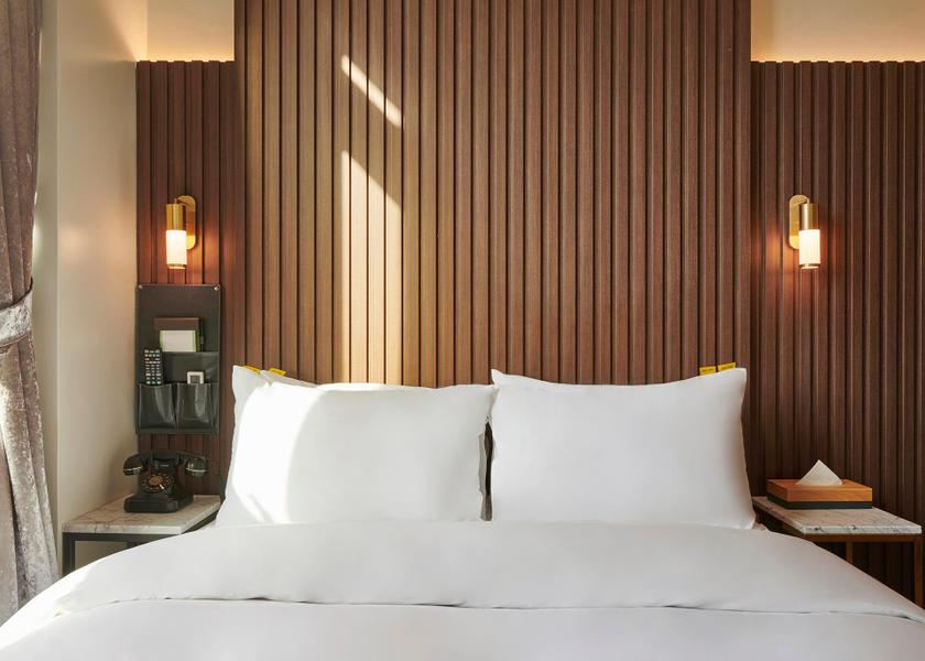 Gyeonggi Hwaseong Suite Room