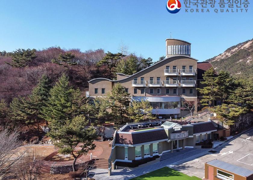 North Chungcheong Goesan Hotel Exterior