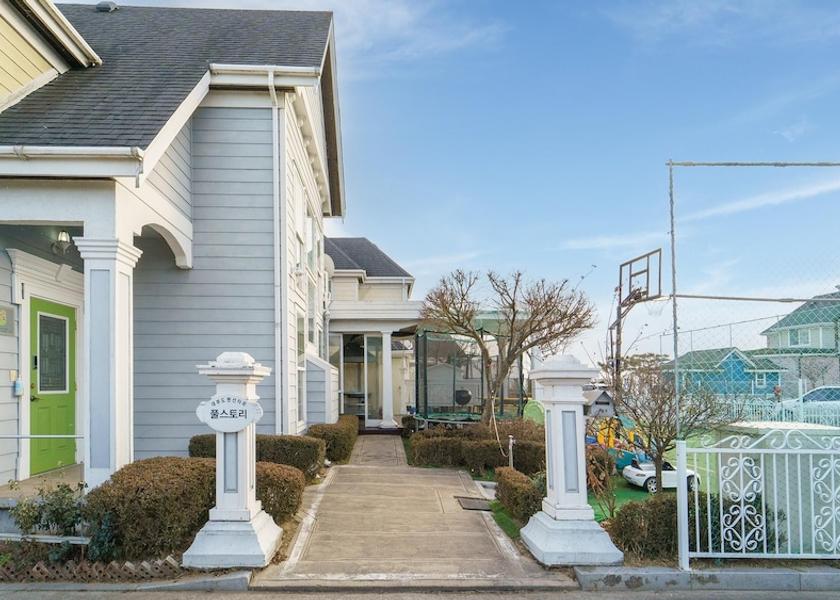 Gyeonggi Ansan Exterior Detail