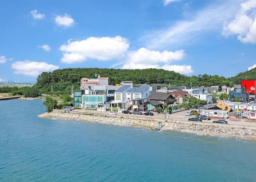 Gyeonggi Ansan Exterior Detail