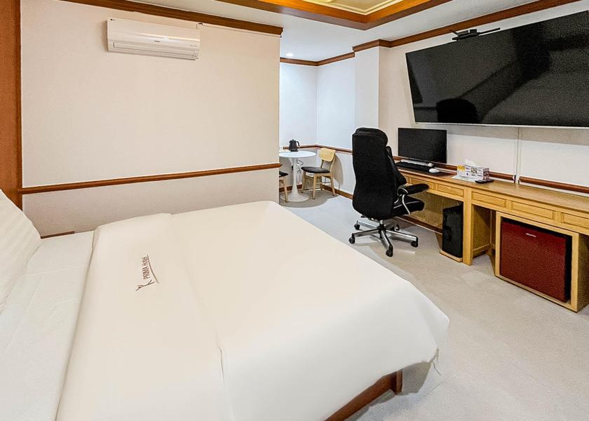 South Chungcheong Seosan Deluxe Room