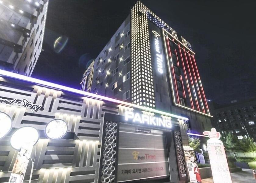 South Chungcheong Cheonan Facade