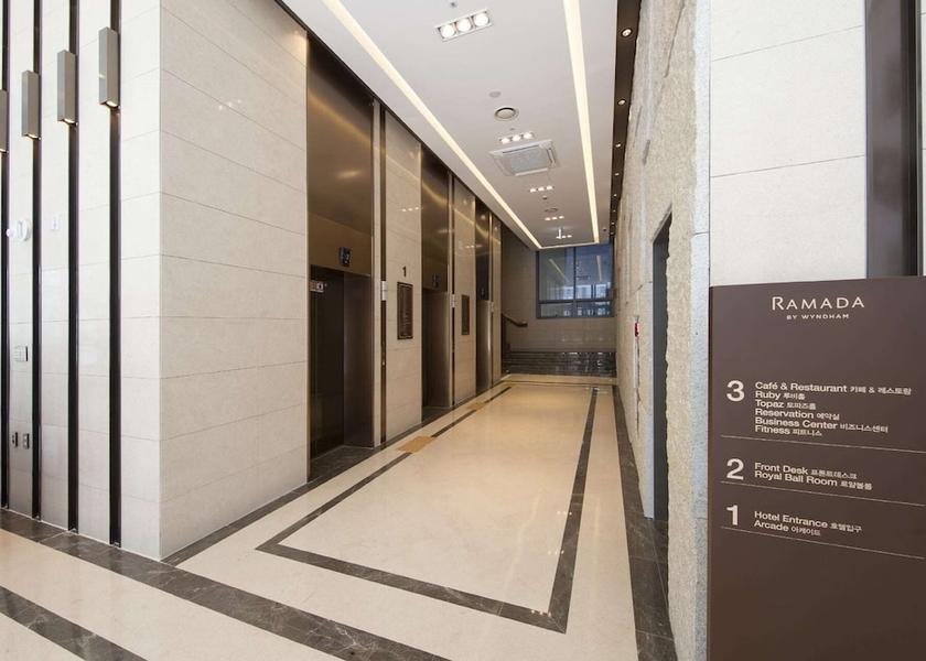  Daejeon Lobby