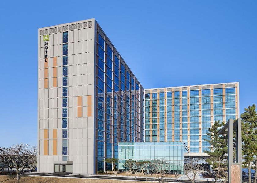  Incheon Exterior