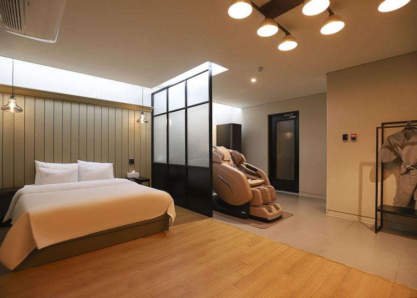 North Chungcheong Cheongju Premium Room with Terrace