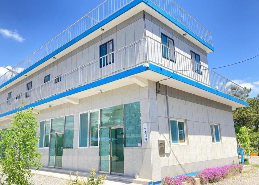 South Chungcheong Taean Exterior Detail