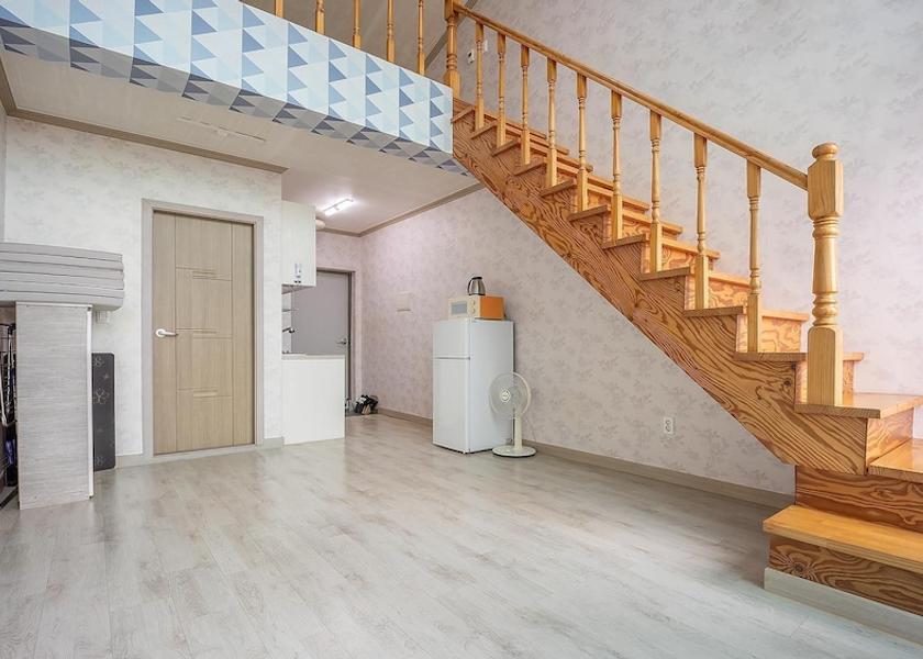 South Chungcheong Taean Room