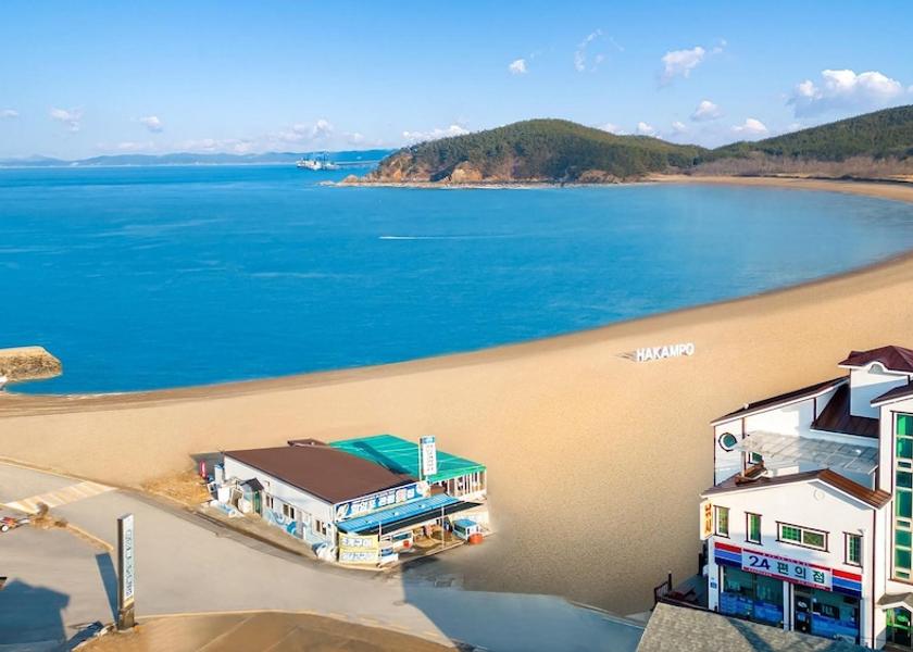 South Chungcheong Taean Exterior Detail