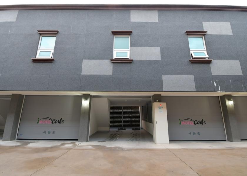 South Gyeongsang Changnyeong Exterior Detail