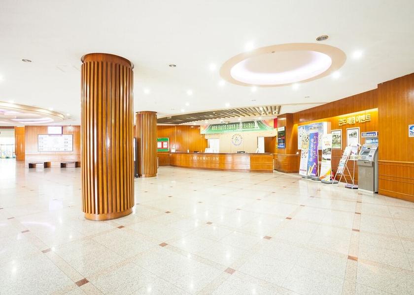 South Gyeongsang Changnyeong Interior Entrance