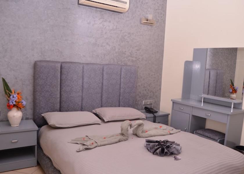  Agadir Room
