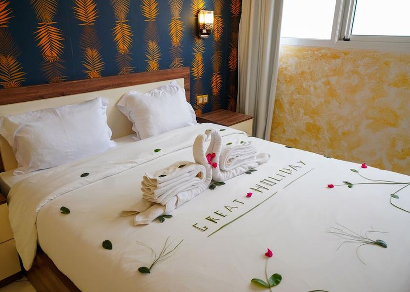  Agadir Room