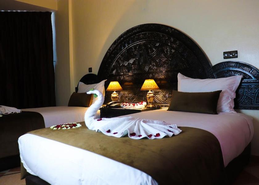  Agadir Room