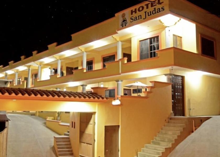 Oaxaca San Pablo Villa de Mitla Facade