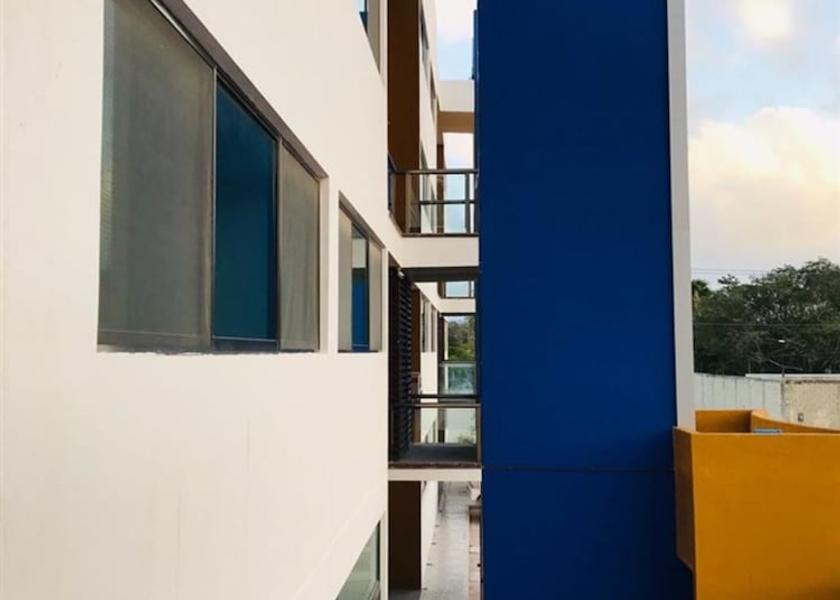 Quintana Roo Cancun Facade