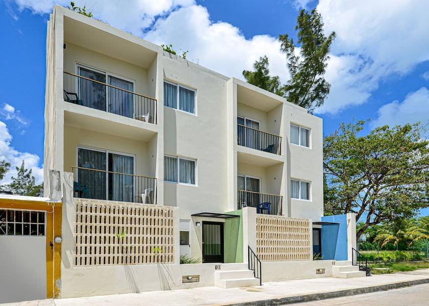 Quintana Roo Cancun Exterior Detail