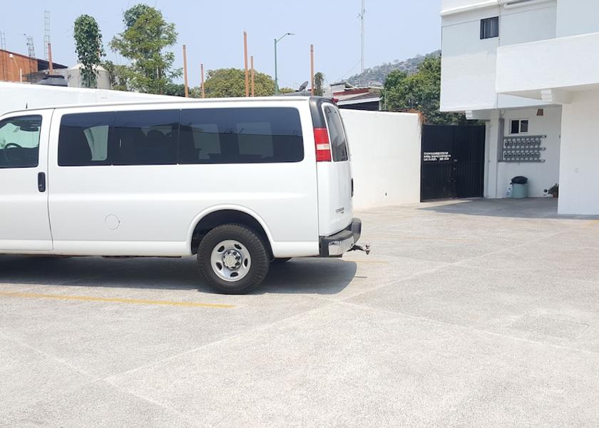 Guerrero Zihuatanejo Parking