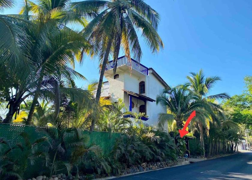 Guerrero Zihuatanejo Facade