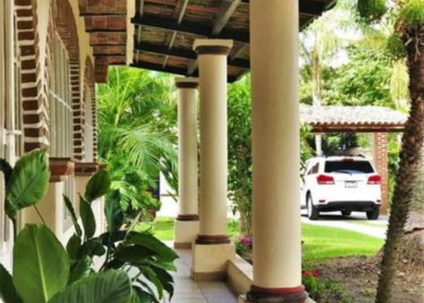 Jalisco Jocotepec Parking