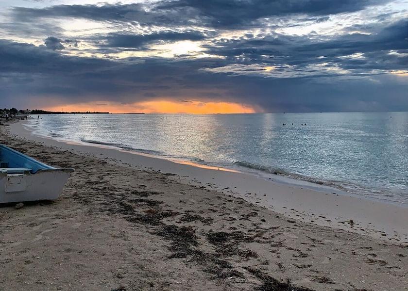 Yucatan Progreso Room
