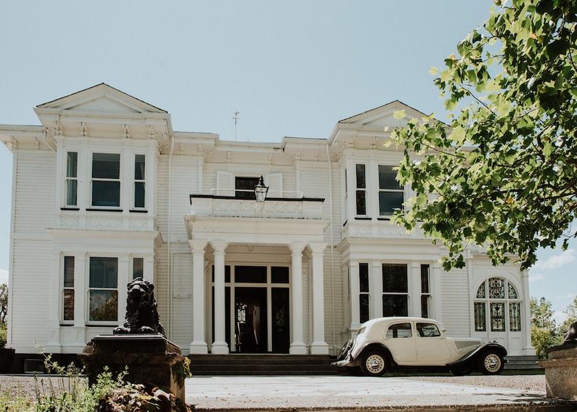Hawke's Bay Region Waipukurau Exterior Detail