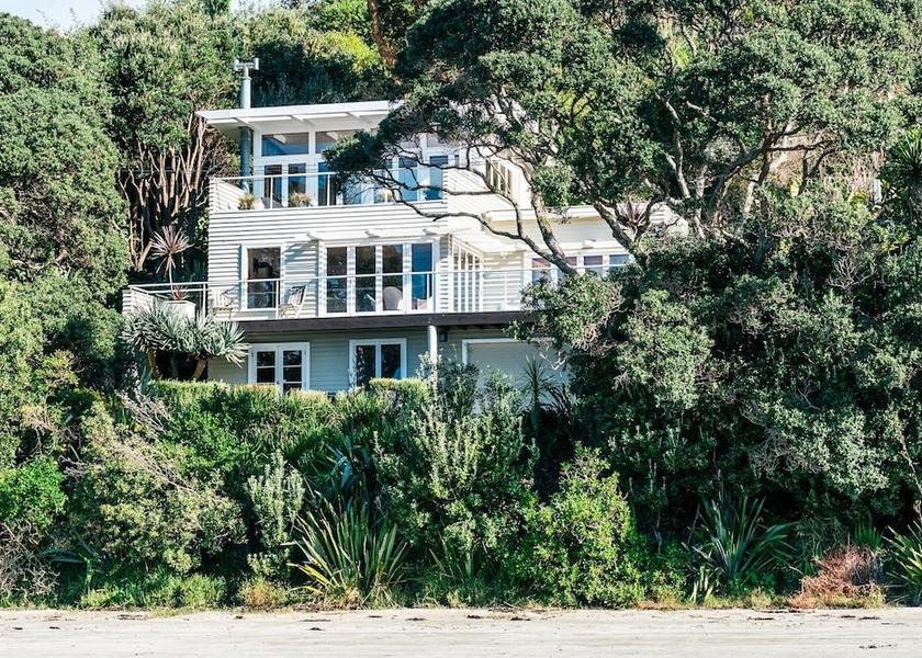 Auckland Region Waiheke Island Facade