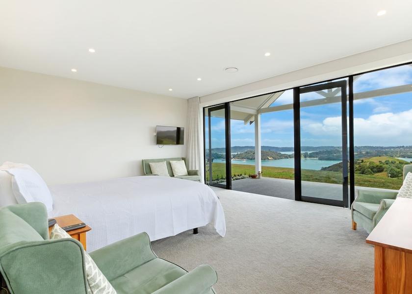 Auckland Region Waiheke Island Room