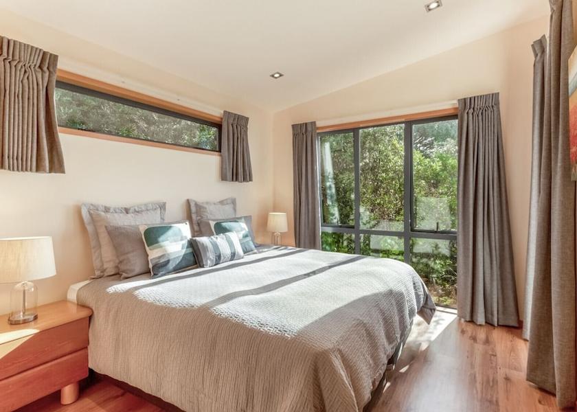 Auckland Region Waiheke Island Room