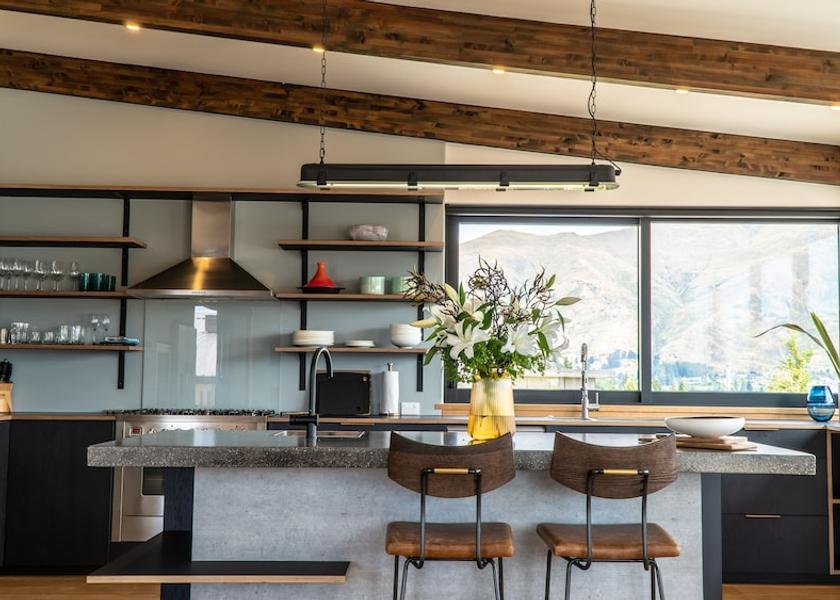 Otago Wānaka Interior Entrance