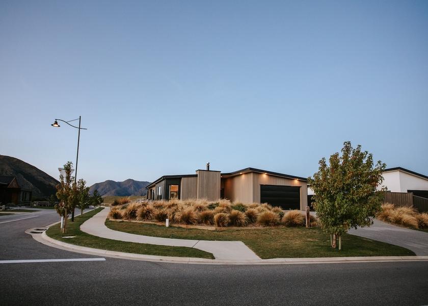 Otago Wānaka Facade