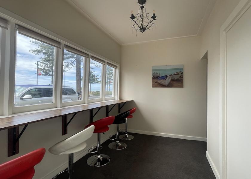  Napier Meeting Room