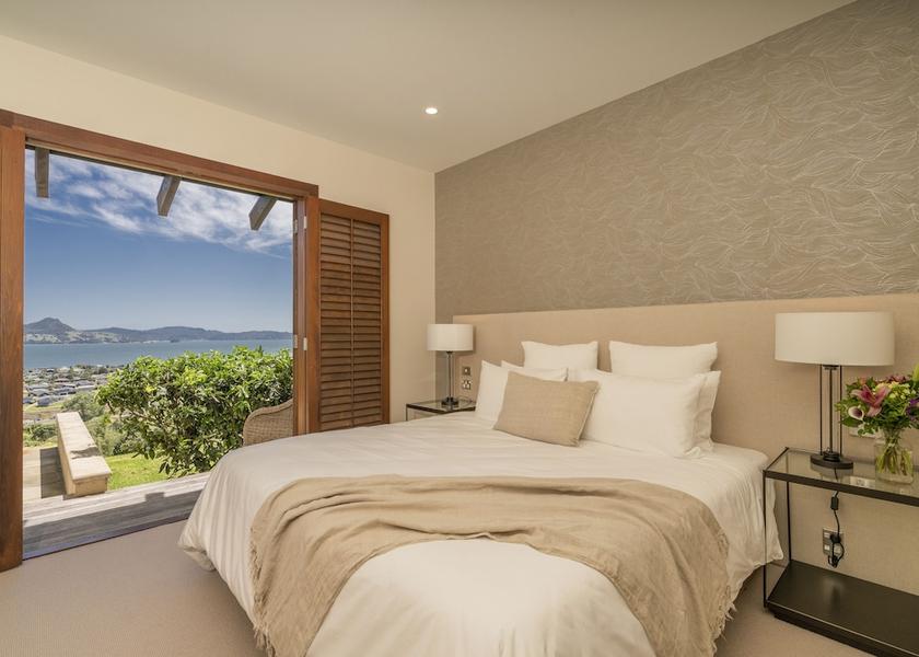 Waikato Cooks Beach Room