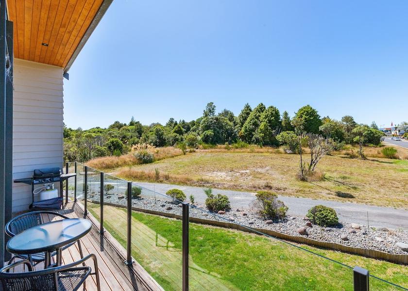 Manawatū-Whanganui National Park Terrace