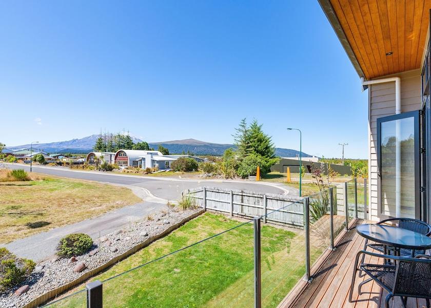 Manawatū-Whanganui National Park Terrace