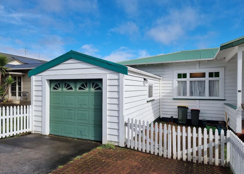Auckland Region Papakura Facade