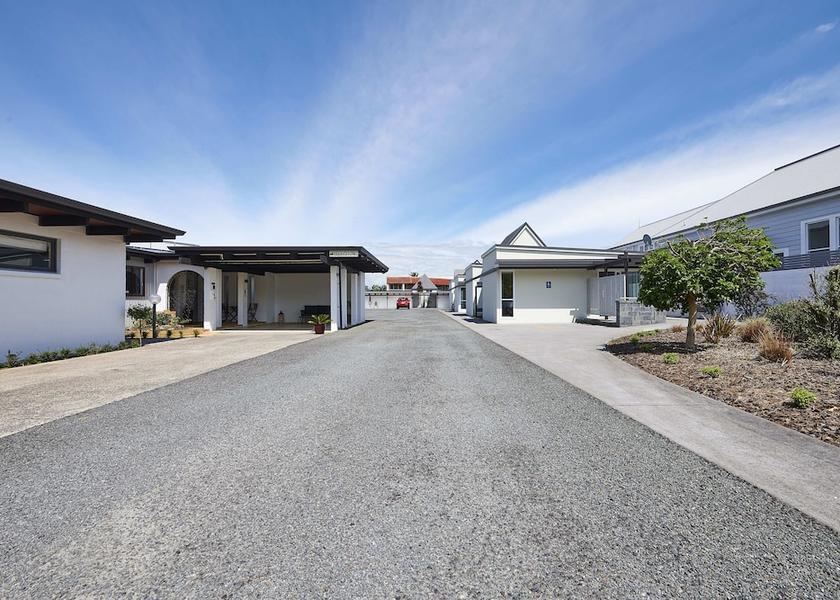 Waikato Thames Property entrance
