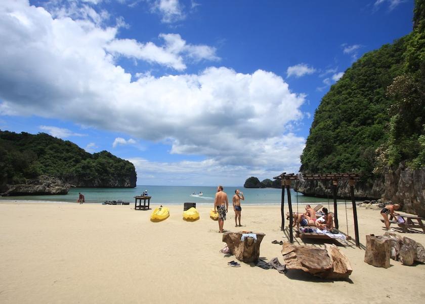 Bicol Caramoan Beach