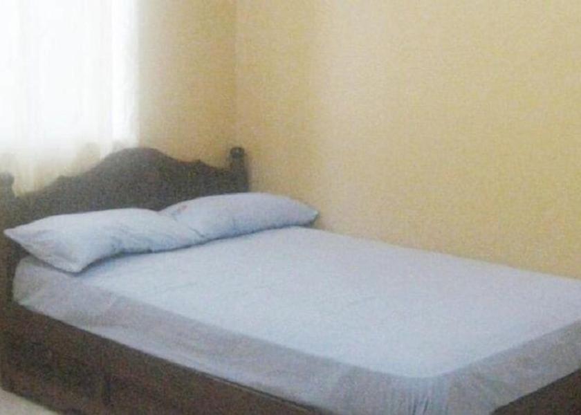 Central Luzon Capas Room