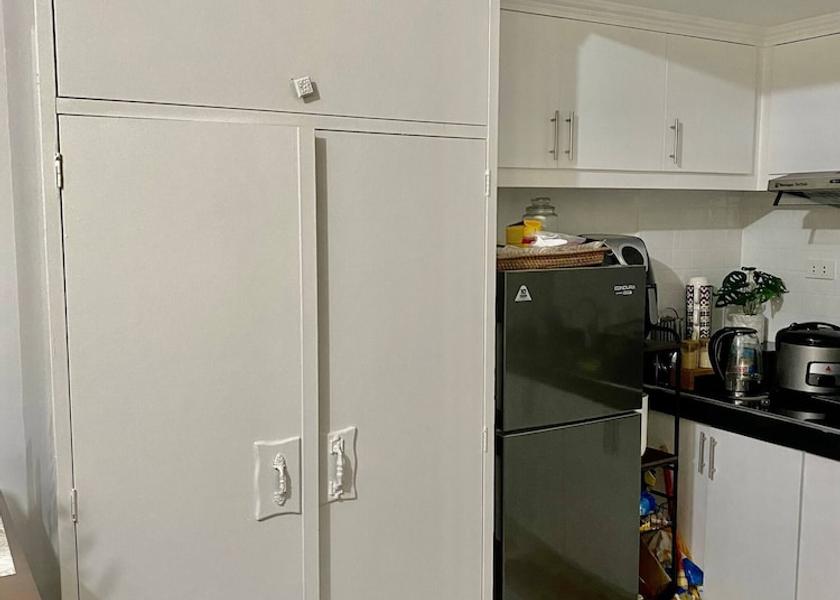  Morong Interior Entrance