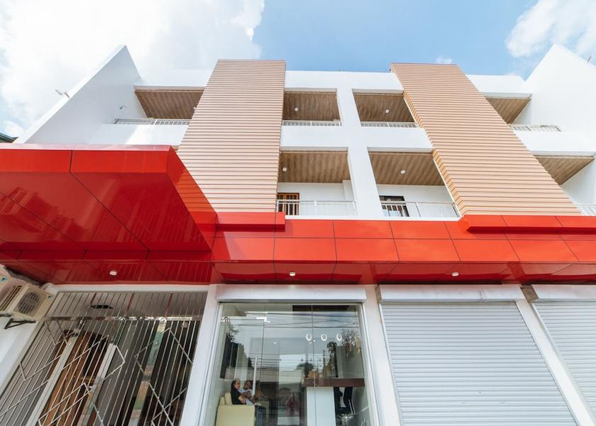 Central Luzon Subic Exterior Detail