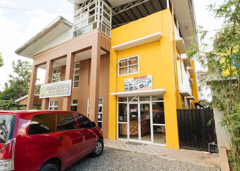 Western Visayas Malay Exterior Detail