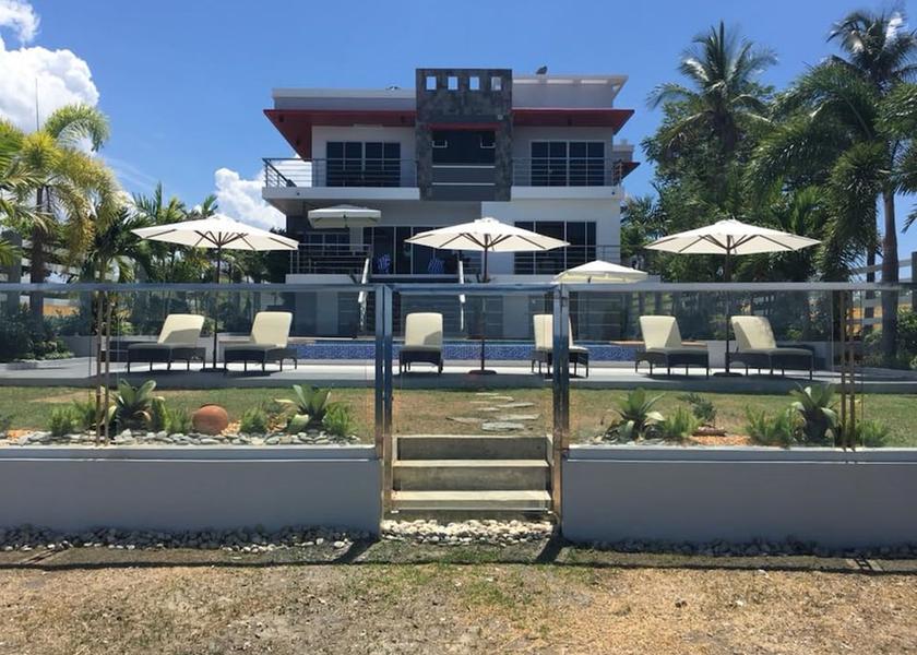 Mimaropa Puerto Galera Exterior Detail