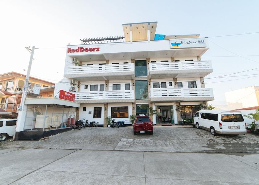 Central Luzon Baler Exterior Detail
