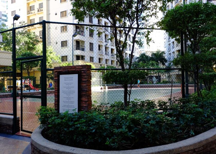  Taguig Interior Entrance