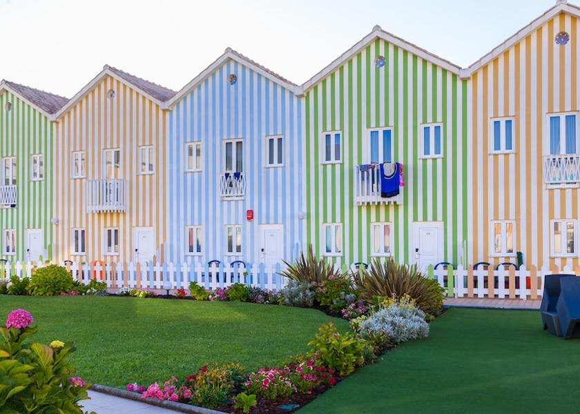 Leiria Marinha Grande Exterior Detail