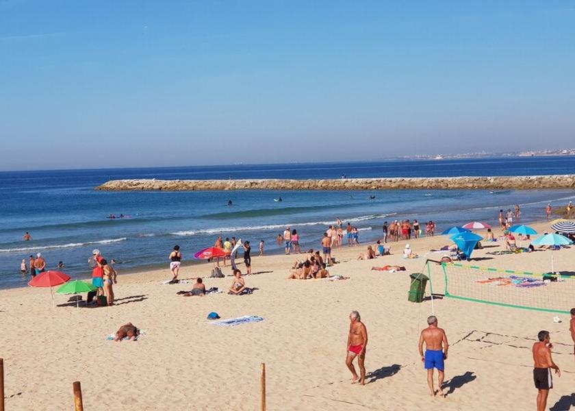 Lisboa Region Almada Beach