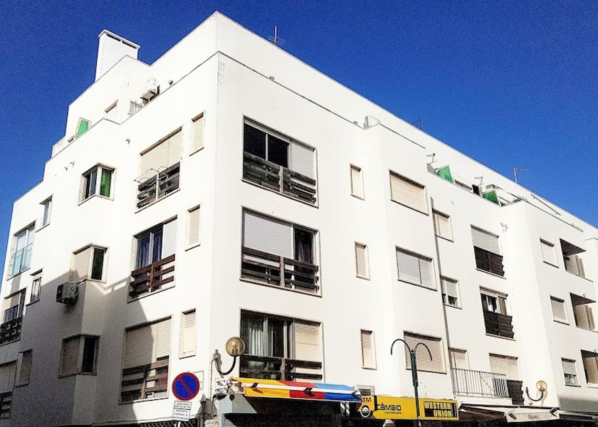 Lisboa Region Almada Exterior Detail