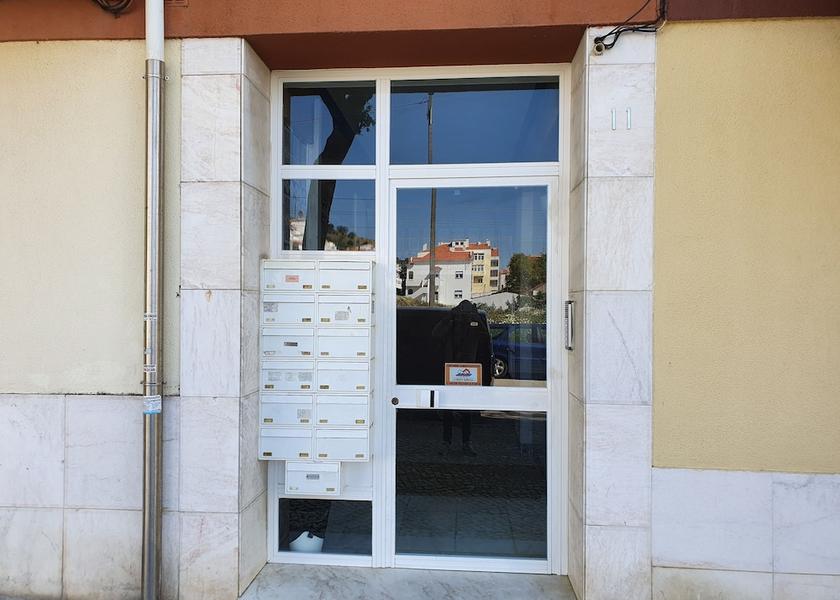 Lisboa Region Almada Hallway