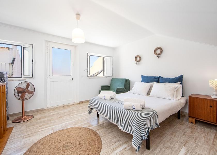 Lisboa Region Almada Room